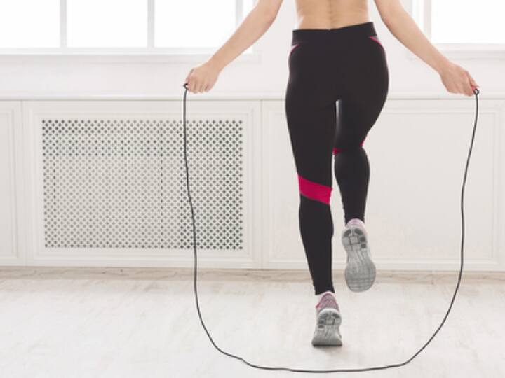 Mother Forces Her Daughter To Jump Rope 3000 Times Every Day To Get High The Results Are Even Beyond Expectations కుమార్తె ఎత్తు పెరగడానికి ఆ తల్లి ఏం చేసిందో తెలుసా.. వామ్మో మరీ అంతలానా..