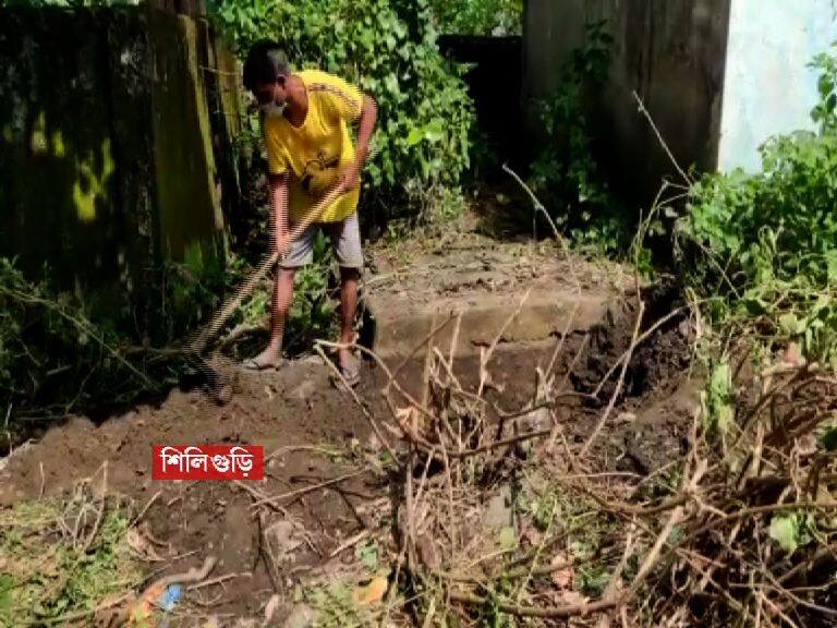 Siliguri missing girl decomposed body found by Digging the soil Siliguri: দুই প্রেমিকাকে খুন, দেহ লোপাটের চেষ্টা! গ্রেফতার 'বিবাহিত' যুবক