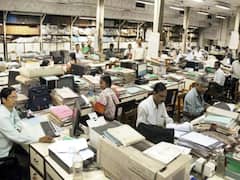 அரசுப் பணிகளில் மகளிர் இட ஒதுக்கீடு 40% உயர்வு: குறையப் போகிறதா ஆண் பணியாளர்கள் எண்ணிக்கை?