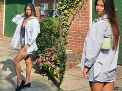 Suhana Khan Photos: ब्‍लैक टैंक टॉप और डेनिम शॉर्ट्स में सुहाना खान ने कराया आउटडोर फोटोशूट, देखें ये खूबसूरत तस्वीरें