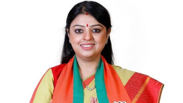 Bhawanipur by-polls BJP candidate Priyanka Tibrewal to file her nomination today Priyanka Tibrewal : ভবানীপুর উপনির্বাচনে আজ মনোনয়নপত্র জমা দেবেন বিজেপি প্রার্থী প্রিয়ঙ্কা