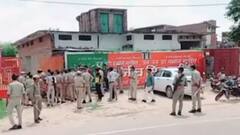 Jhansi: प्रेमी की पिटाई देख प्रेमिका ने खाया जहर, हालत गंभीर | Khabrein Tabadtod | Hindi News