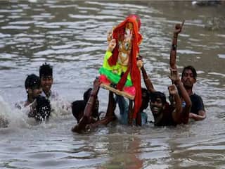 Anant Chaturdashi 2021: Immerse Lord Ganesha To Have Your Wishes Fulfilled. Here's Ganpati Visarjan Vidhi
