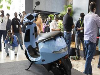 Ola Electric Scooter ਨੂੰ ਪਹਿਲੇ ਹੀ ਦਿਨ ਮਿਲਿਆ ਜ਼ਬਰਦਸਤ ਹੁੰਗਾਰਾ, ਹਰ 4 ਸੈਕੰਡ ’ਚ ਮਿਲੀ ਬੁਕਿੰਗ