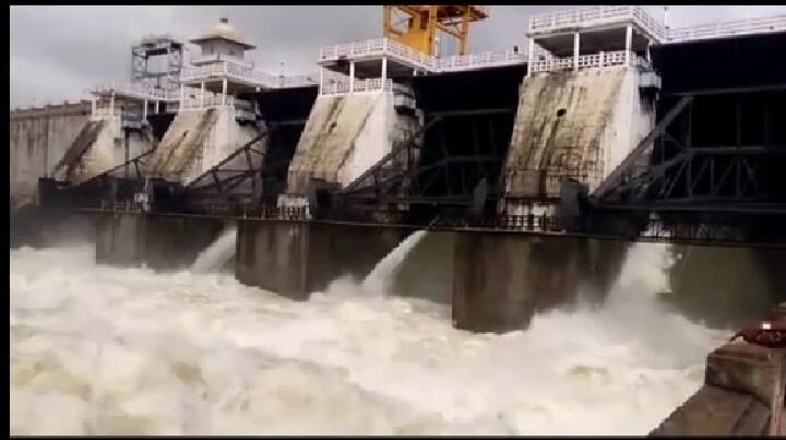 Reduction of Cauvery water flow from Karnataka to Tamil Nadu from 11,000 cubic feet to 9000 feet கர்நாடகத்தில் இருந்து தமிழகம் வரும் காவிரி நீரின் அளவு 11,000 கனஅடியில் இருந்து 9000 ஆக குறைப்பு