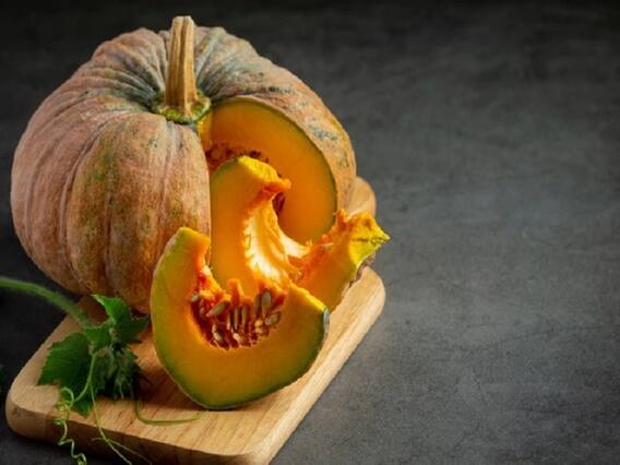 Pumpkin Juice Health Benefits: इन बीमारियों से पाना चाहते हैं छुटकारा, कद्दू के जूस का डेली करें सेवन Pumpkin Juice Health Benefits: इन बीमारियों से पाना चाहते हैं छुटकारा, कद्दू के जूस का डेली करें सेवन
