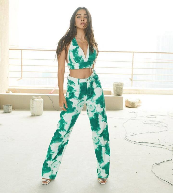 (Courtesy : Instagram) ఆ తరువాత 'వినయ విధేయ రామ' అనే సినిమాలో కనిపించింది. ఇది ప్లాప్ అవ్వడంతో బాలీవుడ్ కి వెళ్లిపోయింది.