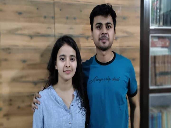 भाई-बहन की जोड़ी ने CA एग्जाम में किया कमाल, नंदिनी अग्रवाल बनीं टॉपर, भाई सचिन टॉप 20 में शामिल Brother-sister duo did amazing in CA final exam, Nandini Agarwal topper, brother Sachin included in top 20 भाई-बहन की जोड़ी ने CA एग्जाम में किया कमाल, नंदिनी अग्रवाल बनीं टॉपर, भाई सचिन टॉप 20 में शामिल