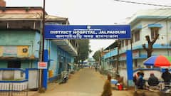 Jalpaiguri: ধুম জ্বর-পেট খারাপ নিয়ে জেলা সদর হাসপাতালে ভর্তি শতাধিক শিশু, বাড়ছে বেড। Bangla News