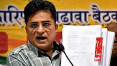 Hasan Mushrif यांनी 127 कोटींचा घोटाळा केल्याचा आरोप, पुरावे देण्यास सोमय्या ED कार्यालयात ABP Majha