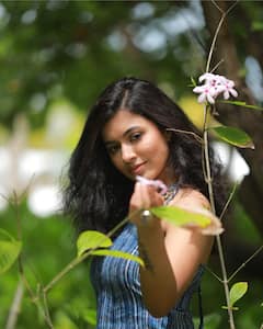 Actress Anju Kurian pics |  நீ...நீல...வானம் -  அஞ்சு குரியன் போட்டோ ஆல்பம்