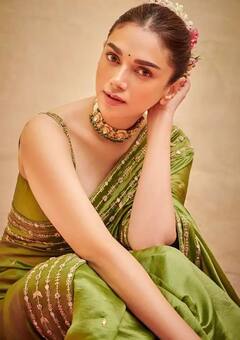 Sonal Chauhan से Aditi Rao Hydari तक, ये 5 Bollywood हसीनाएं हैं  Real Life Princesses