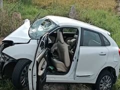 Nellore Crime: నెల్లూరు జిల్లాలో ఘోరప్రమాదం... కల్వర్టును ఢీకొట్టిన కారు... మామ, కోడలు మృతి