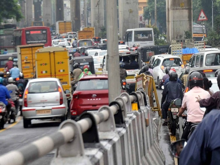 Chennai Metro | சென்னையில் போக்குவரத்து பாதை மாற்றம்.. ஒரு வருடத்துக்கு இதுதான் ரூட்.. விவரம்!