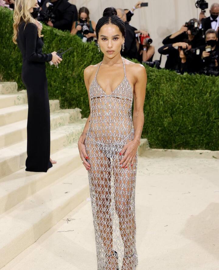 न्यूयॉर्क में हर साल मेट गाला का इवेंट आयोजित होता है. ये पहला मौका था जब 2020 में कोविड के चलते इसका आयोजन नहीं हो सका. लेकिन इस बार भी इस इवेंट का आयोजन धूमधाम से किया गया है. (फोटो – सोशल मीडिया)