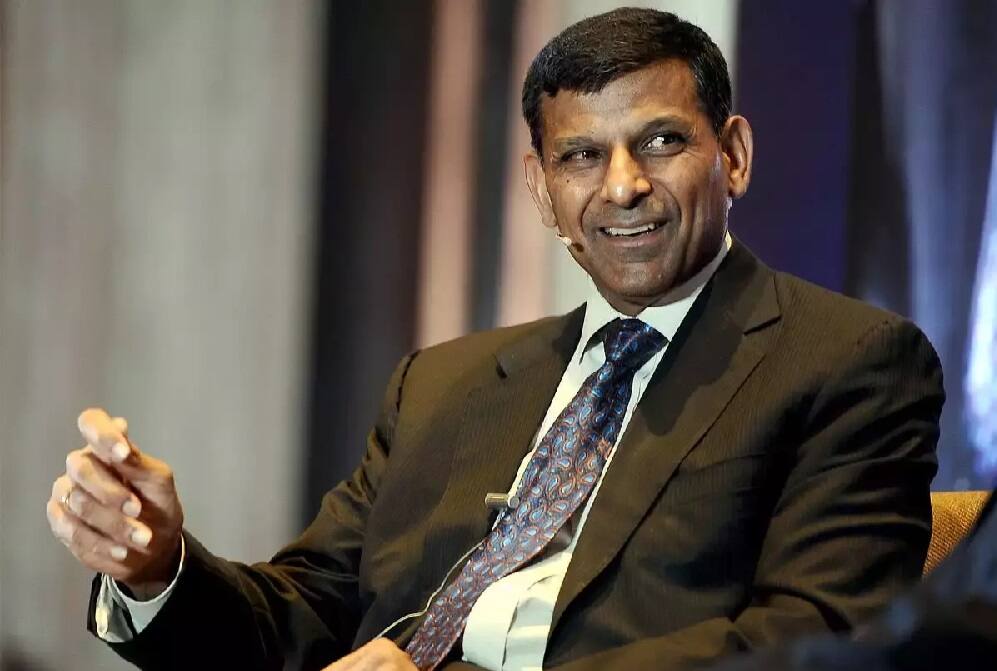 ਕੇਂਦਰ ਸਰਕਾਰ ਦੇਸ਼ਧ੍ਰੋਹੀ? RSS ਦੀ ਮੈਗਜ਼ੀਨ 'ਚ ਇਨਫ਼ੋਸਿਸ 'ਤੇ ਹਮਲੇ ਬਾਰੇ ਰਘੁਰਾਮ ਰਾਜਨ ਦਾ ਵੱਡਾ ਸਵਾਲ Whould you call the government anti national Raghuram Rajan On RSS Magazine's questioned on Infosys ਕੇਂਦਰ ਸਰਕਾਰ ਦੇਸ਼ਧ੍ਰੋਹੀ? RSS ਦੀ ਮੈਗਜ਼ੀਨ 'ਚ ਇਨਫ਼ੋਸਿਸ 'ਤੇ ਹਮਲੇ ਬਾਰੇ ਰਘੁਰਾਮ ਰਾਜਨ ਦਾ ਵੱਡਾ ਸਵਾਲ