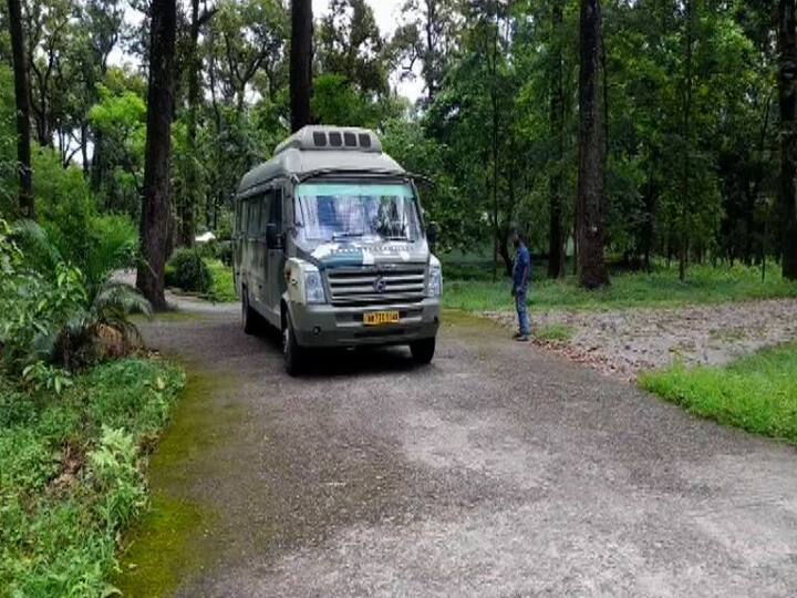 যদিও পার্ক খোলা হলেও প্রথম দিনে  পর্যটকের সংখ্যা কিছুটা কম।