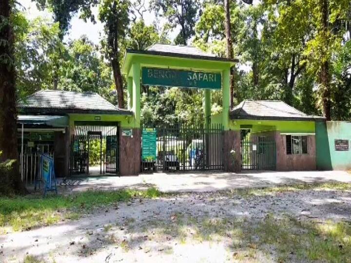 প্রায় সাড়ে চারমাস পর পার্ক খোলা হল। এতদিন পর পার্ক খোলায় খুশি পর্যটকেরা।