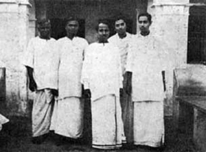 எஸ்.வி.லிங்கம், தித்தய்யன், அண்ணா, எஸ்.எஸ்.இராசேந்திரன், ஈ.வெ.கி.சம்பத் படம்உதவி: அறிஞர்அண்ணா.நெட்