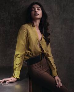 Radhika Apte ने अपनी अदाओं से हर बार चलाया जादू, खूबसूरती ऐसी कि देखते ही हो जाएंगे बेकाबू