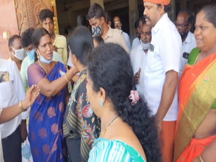 வானதி சீனிவாசன் எம்.எல்.ஏ கலந்துகொண்ட கூட்டத்தில் பெண் மீது தாக்குதல்.. பாஜக நிகழ்வில் பரபரப்பு women bjp cadre beaten by another bjp vadre vanathi srinivasan was present in local body election regarding program வானதி சீனிவாசன் எம்.எல்.ஏ கலந்துகொண்ட கூட்டத்தில் பெண் மீது தாக்குதல்.. பாஜக நிகழ்வில் பரபரப்பு