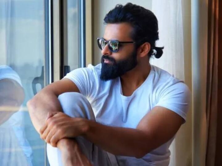 Sai Dharam Tej Accident: डॉक्टरों की निगरानी में हैं टॉलीवुड एक्टर साई धरम तेज, हालत स्थिर Tollywood actor Sai Dharam Tej is under the supervision of doctors condition stable Sai Dharam Tej Accident: डॉक्टरों की निगरानी में हैं टॉलीवुड एक्टर साई धरम तेज, हालत स्थिर