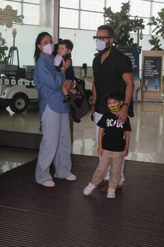 Pataudi Family: बेटे जहांगीर और तैमूर के साथ वैकेशन पर निकले सैफ-करीना, मां के सीने से चिपके दिखे छोटे नवाब तो सैफ ने संभाला Taimur का हाथ