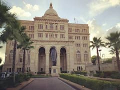 Lok Bhawan में घुसने वाले दो संदिग्ध गिरफ्तार , Kaushal Kishor के प्रतिनिधि बनकर थे घुसे