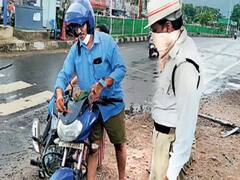 Andhra Pradesh: వాహనాలకు నకిలీ స్టిక్కర్లు.. ఏపీలో 138 మందిని పట్టుకున్న పోలీసులు..