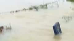 સૌરાષ્ટ્રઃ ચાર જિલ્લામાં વરસાદી વિનાશ, ગામડાઓ હજુ પણ છે પાણીમાં ગરકાવ