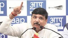 Owaisi के नक्शेकदम पर AAP, Ayodhya की जगह फैजाबाद लिखा। Mudde Ki Baat