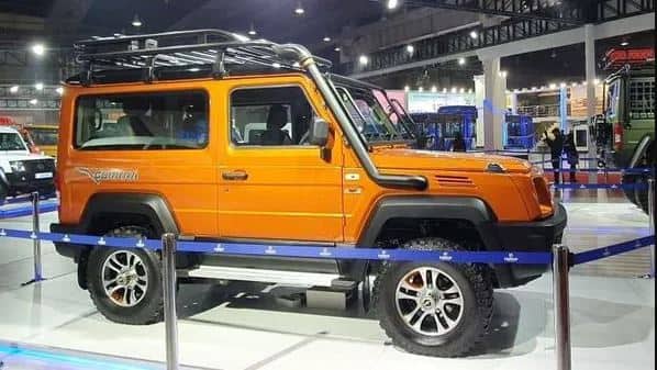 ਇਸ ਤੋਂ ਇਲਾਵਾ ਨਵੇਂ ਫੌਗ ਲੈਂਪਸ, ਵ੍ਹੀਲ ਕਲੈਡਿੰਗ ਅਤੇ ਬਲੈਕ ਆਊਟ ਸਾਈਡ ਰੀਅਰ ਵਿਊ ਮਿਰਰ ਤੇ ਰੂਫ ਕੈਰੀਅਰ ਵਰਗੇ ਬਦਲਾਅ ਵੀ ਇਸ 'ਚ ਵੇਖੇ ਜਾ ਸਕਦੇ ਹਨ।