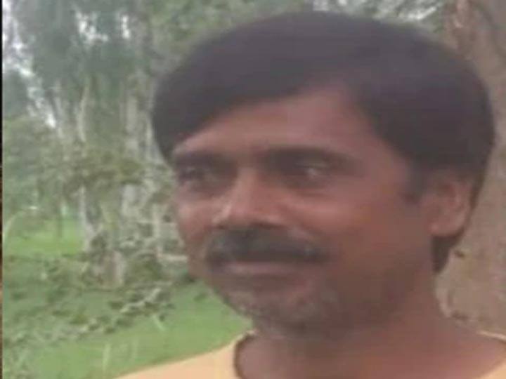Terrorists Arrest in UP Moolchand Srivastava family raise question on police investigation ANN Terrorists Arrest: Moolchand की गिरफ्तारी के बाद गांव में पसरा सन्नाटा, परिवार ने उठाए कार्रवाई पर सवाल