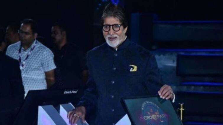 Amitabh in KBC 13: Big B turns ‘delivery man’ for ‘KBC 13’ contestant Amitabh in KBC 13: 'কৌন বনেগা ক্রোড়পতি ১৩'-এর মঞ্চে 'ডেলিভারি বয়' বিগ বি, খাবার পৌঁছে দিলেন প্রতিযোগীকে