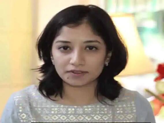 IAS Success Story: यूपीएससी की तैयारी के दौरान कैसे खुद को करें सेल्फ मोटिवेट? आईएएस अफसर Anupama Anjali से जानें IAS Success Story: यूपीएससी की तैयारी के दौरान कैसे खुद को करें सेल्फ मोटिवेट? आईएएस अफसर Anupama Anjali से जानें