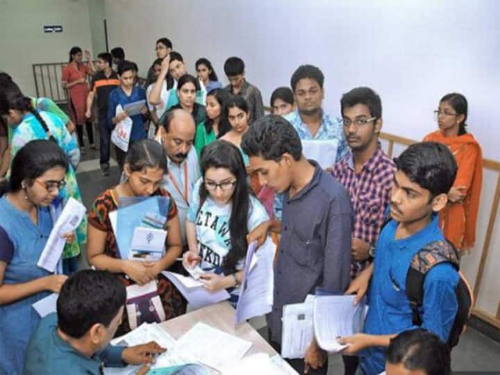 Under the first cut off of Delhi University, 17 thousand students have been admitted ANN DU Admission 2021: दिल्ली विश्वविद्यालय की पहली कट ऑफ के तहत 17 हजार छात्रों के हुए दाखिले