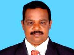 கும்பகோணத்தில் கணிதமேதை ராமானுஜம் பயின்ற பள்ளியில் கணித ஆசிரியர் மீது பாலியல் புகார்