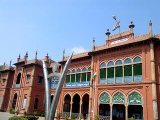 சென்னையில் கால்நடை மருத்துவ மாணவர்கள் 13 பேருக்கு கொரோனா