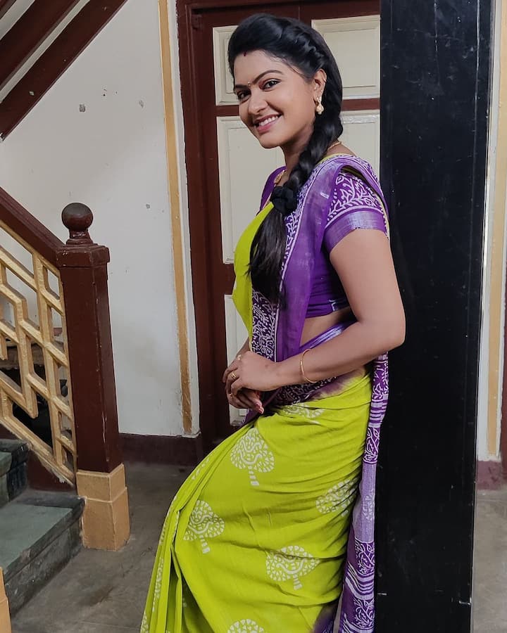 பிரியாணி சாப்பிட வேண்டும் என தோன்றினால் வாரத்தில் ஒரு நாள் ‘சீட்டிங் டே’ என போகாமல் சும்மா இரண்டே இரண்டு ஸ்பூன் மட்டும்தான் சாப்பிடுவாராம்.