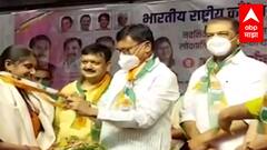 Chandrapur : कॉंग्रेसचा शिवसेनेला जोरदार धक्का! वरोरा नगरपरिषदेतील सेनेचे 7 नगरसेवक कॉंग्रेसमध्ये