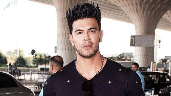 Former Mr India Manoj Patil attempts suicide; names Sahil Khan in note