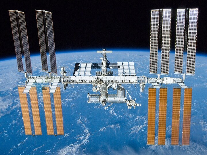 NASA | ஒரு நாளைக்கு 16 முறை சூரிய உதயம், அஸ்தமனம் காணும் ISS.. விவரம் சொல்லும் நாசா!