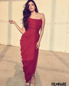 Malavika Mohanan | நடிகை மாளவிகா மோகனன் லேட்டஸ்ட் க்ளிக்ஸ்!