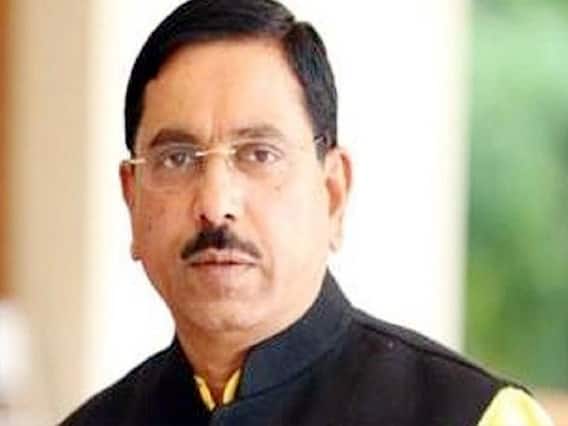 Uttarakhand BJP: उत्तराखंड पहुंचे चुनाव प्रभारी प्रह्लाद जोशी, कहा- 60 से ऊपर सीटें जीतेगी बीजेपी Uttarakhand BJP: उत्तराखंड पहुंचे चुनाव प्रभारी प्रह्लाद जोशी, कहा- 60 से ऊपर सीटें जीतेगी बीजेपी
