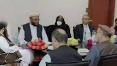 75 करोड़ के ईनामी आतंकी के साथ दिखे UN के अफसर, UN पर उठे सवाल । Master Stroke