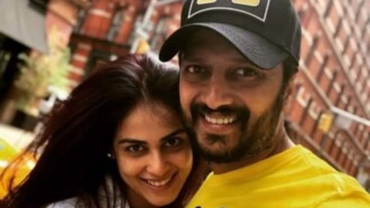 Riteish Deshmukh Genelia Deshmukh clarification on Desh Agro says plot received as per the rules maharashtra news Riteish Deshmukh : देश अॅग्रोला मिळालेला भूखंड नियमानुसारच, रितेश देशमुखांच्या कंपनीचे स्पष्टीकरण