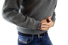 Gastric Problem: पेट में क्यों बनती है गैस? जानें इसकी वजह और लक्षण