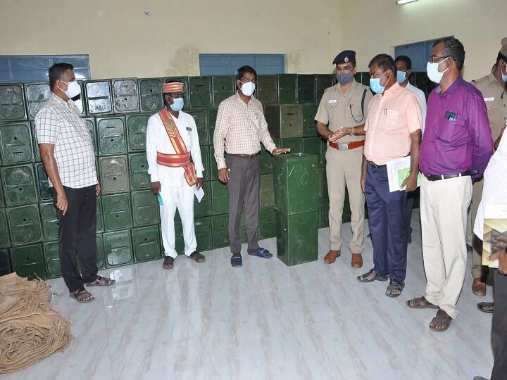 18 flying squads for Villupuram District Rural Local Government; Collector action to monitor irregularities உள்ளாட்சி தேர்தல் நடக்க உள்ள விழுப்புரத்தில் 1537 பேர் வேட்புமனுத்தாக்கல்