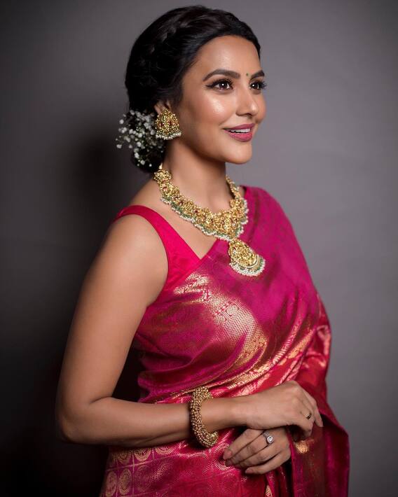 Priya Anand Pics: కోలీవుడ్ బ్యూటీ ప్రియా ఆనంద్.. ఆసక్తికర విశేషాలతో ఇంట్రెస్టింగ్ ఫొటోస్