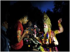 Happy Vishwakarma Puja 2021: आज के दिन परिजनों और दोस्तों को भेजें ये शुभकमाना संदेश